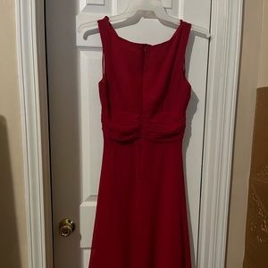 Sleeveless Beautiful flowing red sweetheart dress